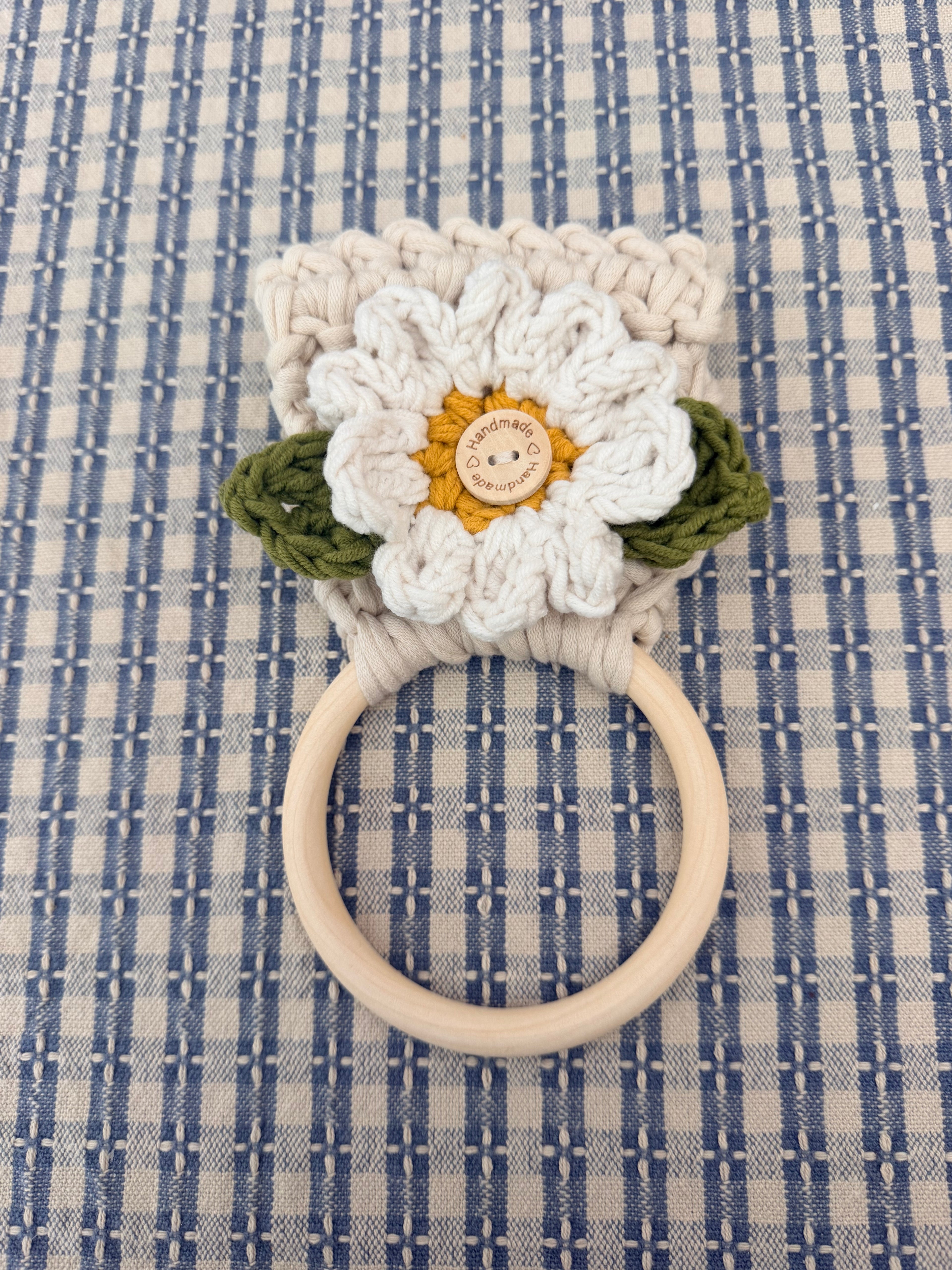 Farmhouse Tea Towel Holder- Removable Daisy & Tea Towel